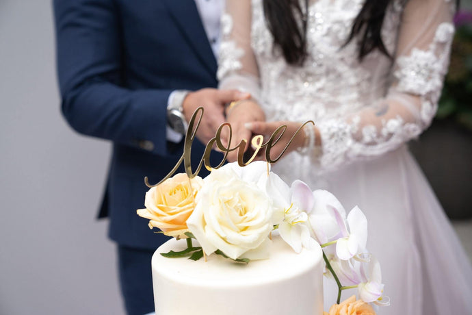 The Best Silhouette Cake Toppers that You Can Crown In Your 2021 Cakes