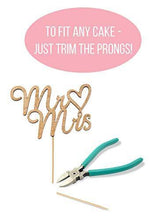 Load image into Gallery viewer, Mr and Mrs Cake Topper - Wedding Cake Toppers - Wedding Cake Topper - Confetti Wedding - Cake Topper Wedding Gold - Wedding Decorations - Wood Topper - Cake Toppers - Wedding Crafts - CHARMERRY