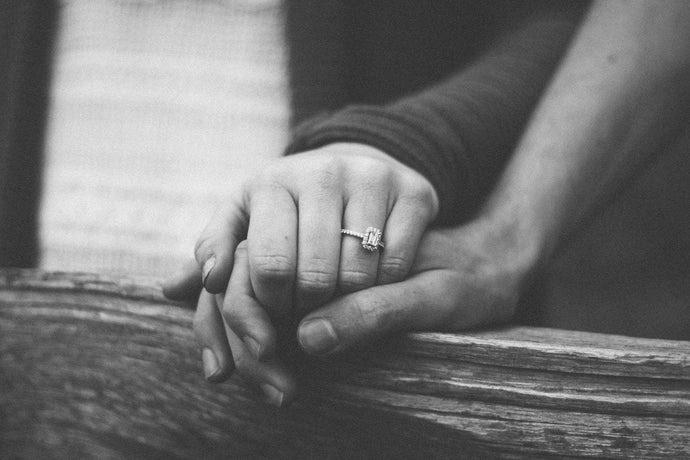 How to Choose a Diamond Wedding Ring | Wedding Band Guides