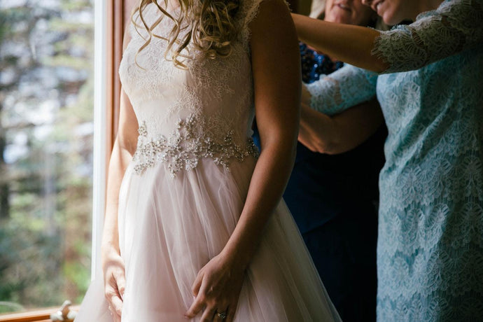 Wedding Dress Guide - Dress Patterns [Bridal Gown Ideas, Tips, Advice]