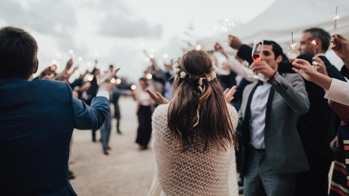 Wedding Magic Show - Engagement & Wedding Ideas, Tips & Inspiration